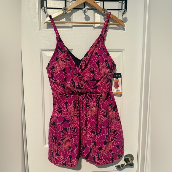 Lands’ End Floral Wrap Mini Swim Dress One Piece Swimsuit Sz XXL Pink Black NWT - Picture 2 of 11
